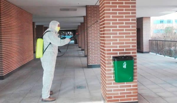 Lympye-realiza--limpiezas-de-desinfección-con-Hipoclorito-de-Sodio,-comunidades