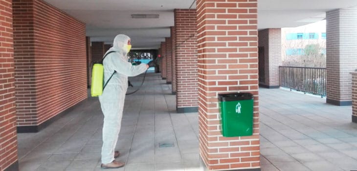 Lympye-realiza--limpiezas-de-desinfección-con-Hipoclorito-de-Sodio,-comunidades